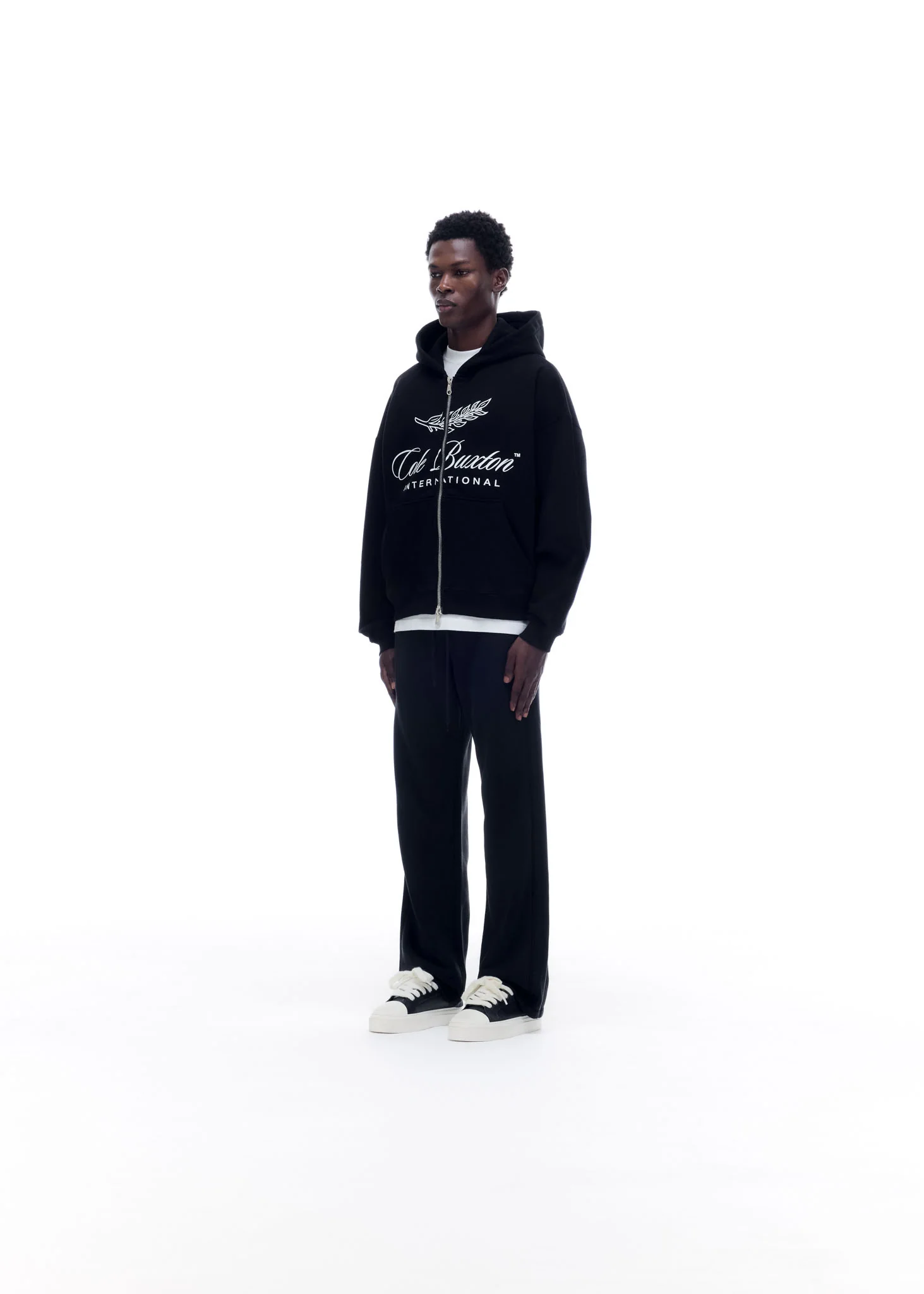 INTERNATIONAL ZIPPED HOODIE - Image 3