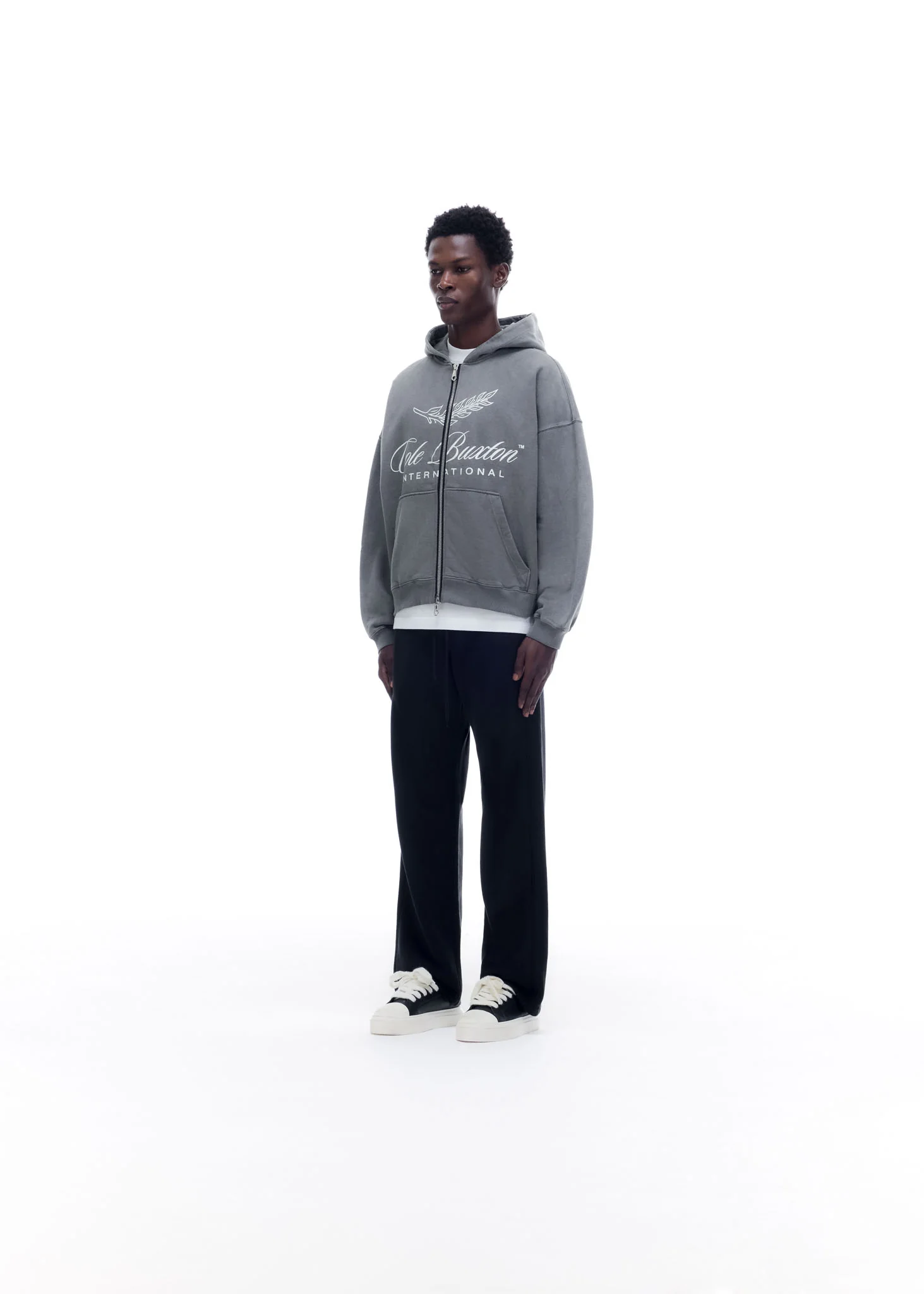 INTERNATIONAL ZIPPED HOODIE - Image 3