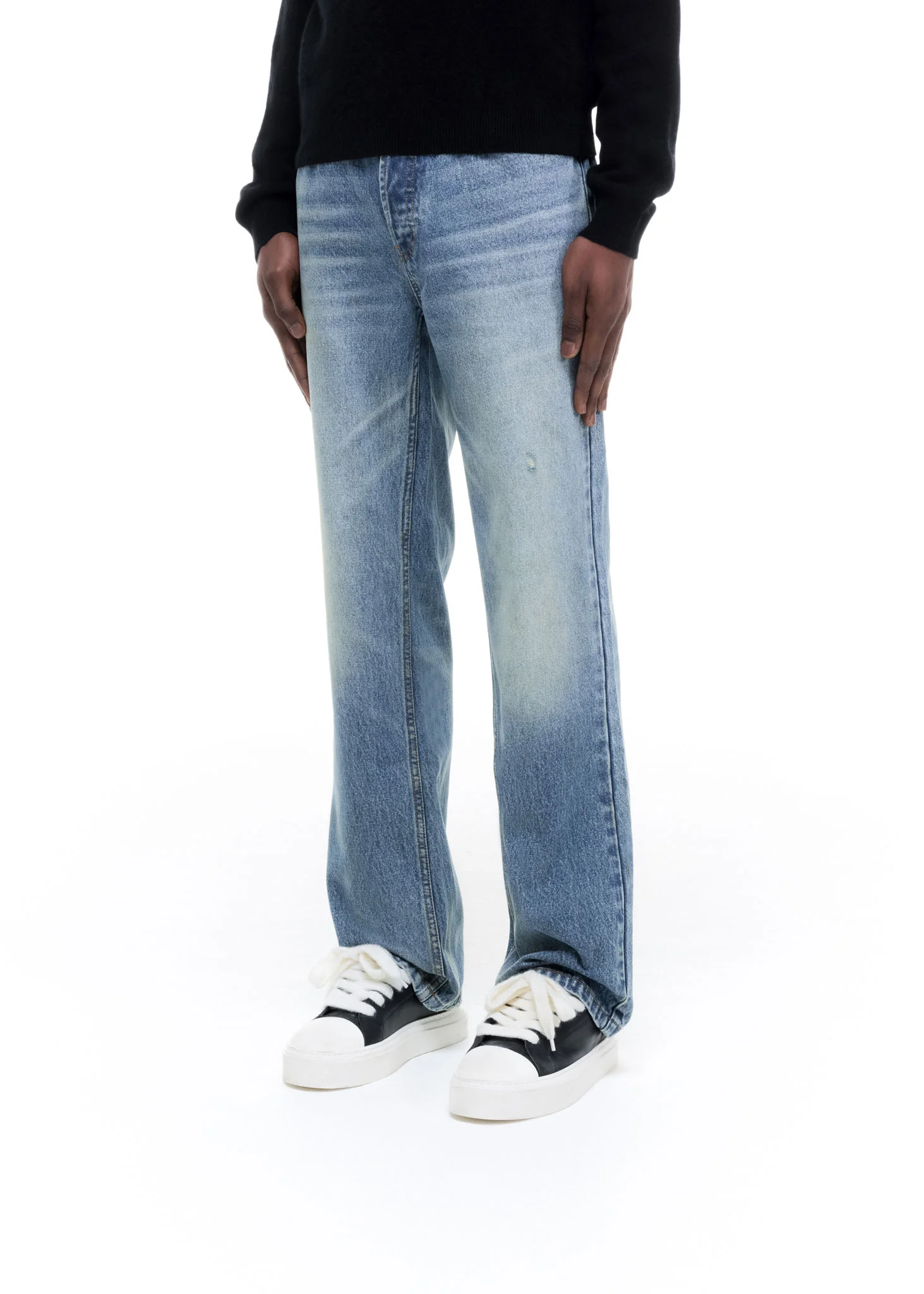 MID WASH JEANS - Image 4