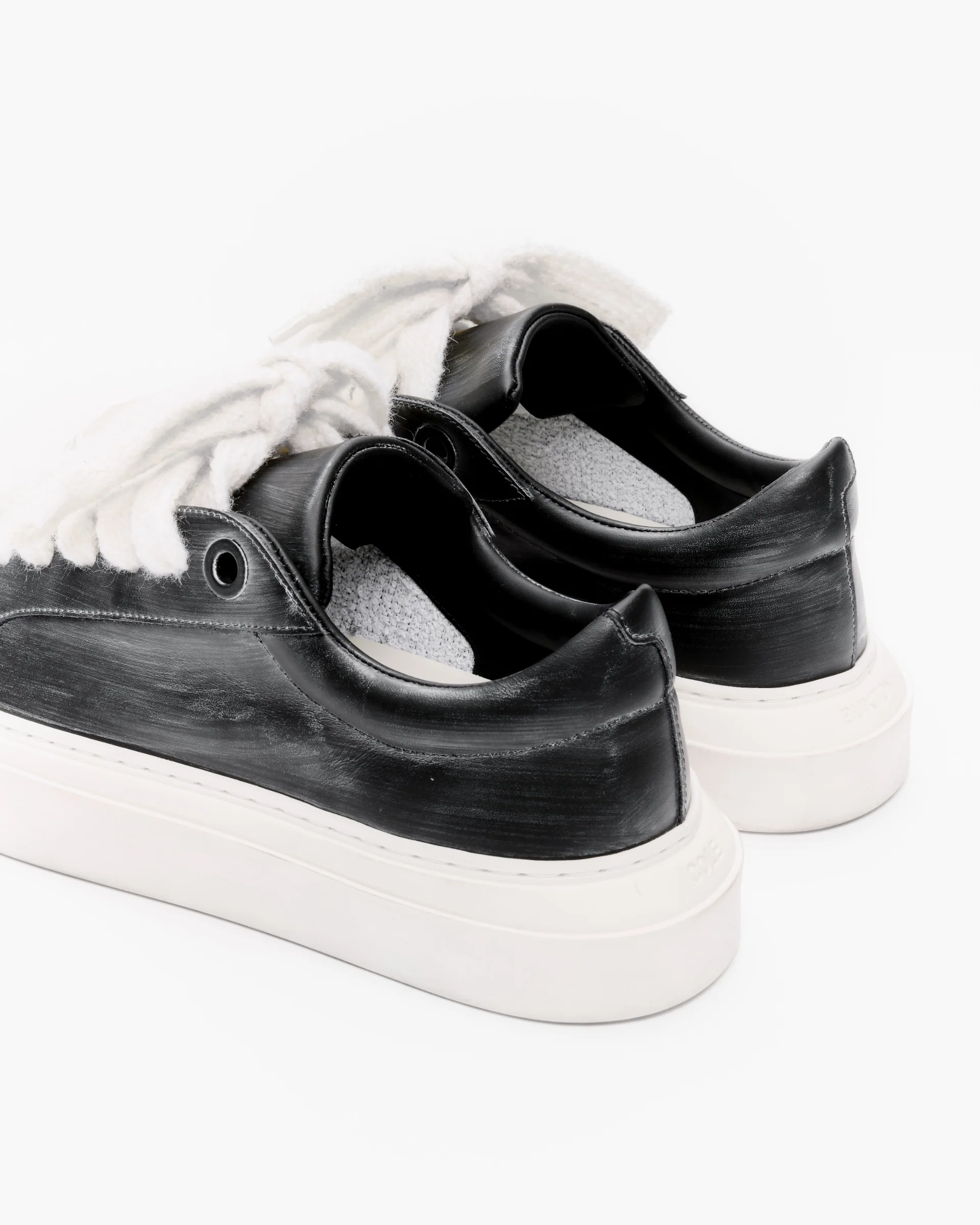 THE WILSON COURT SNEAKER - Image 4