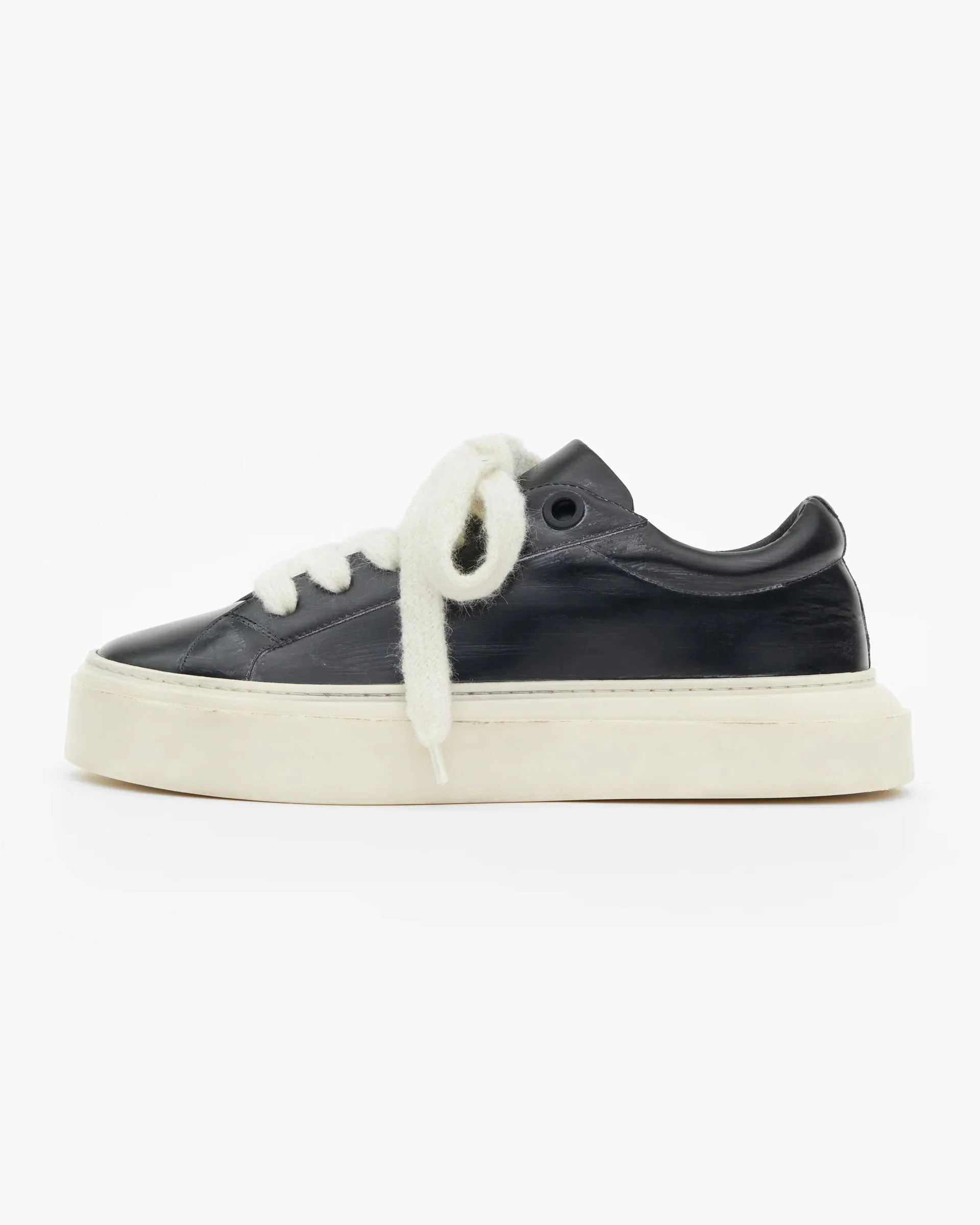 THE WILSON SNEAKER - Image 4