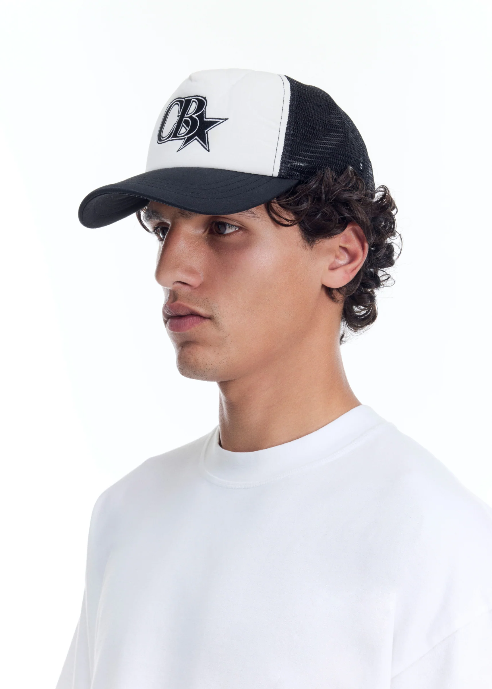 VINTAGE STAR TRUCKER CAP - Image 3