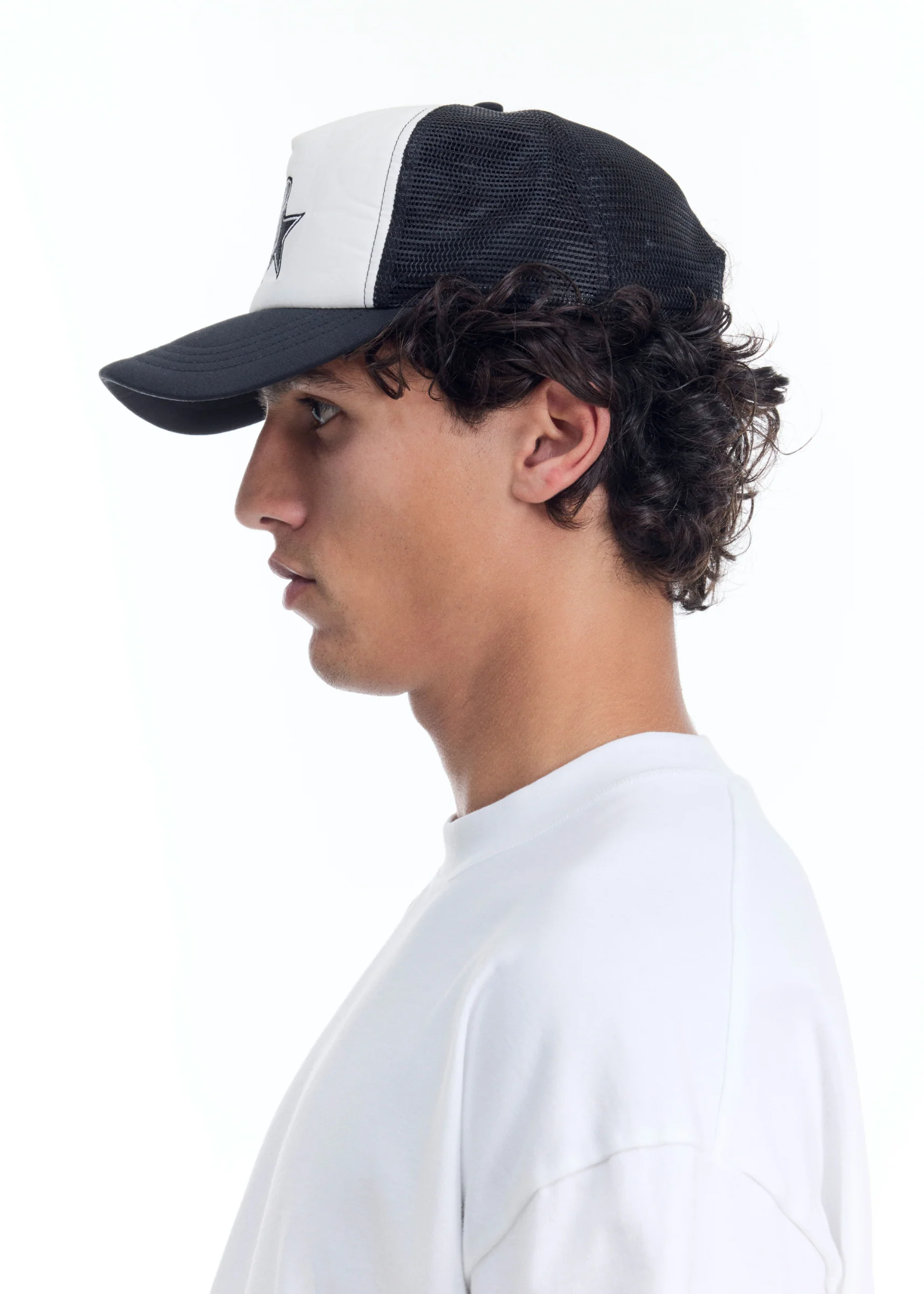 VINTAGE STAR TRUCKER CAP - Image 4